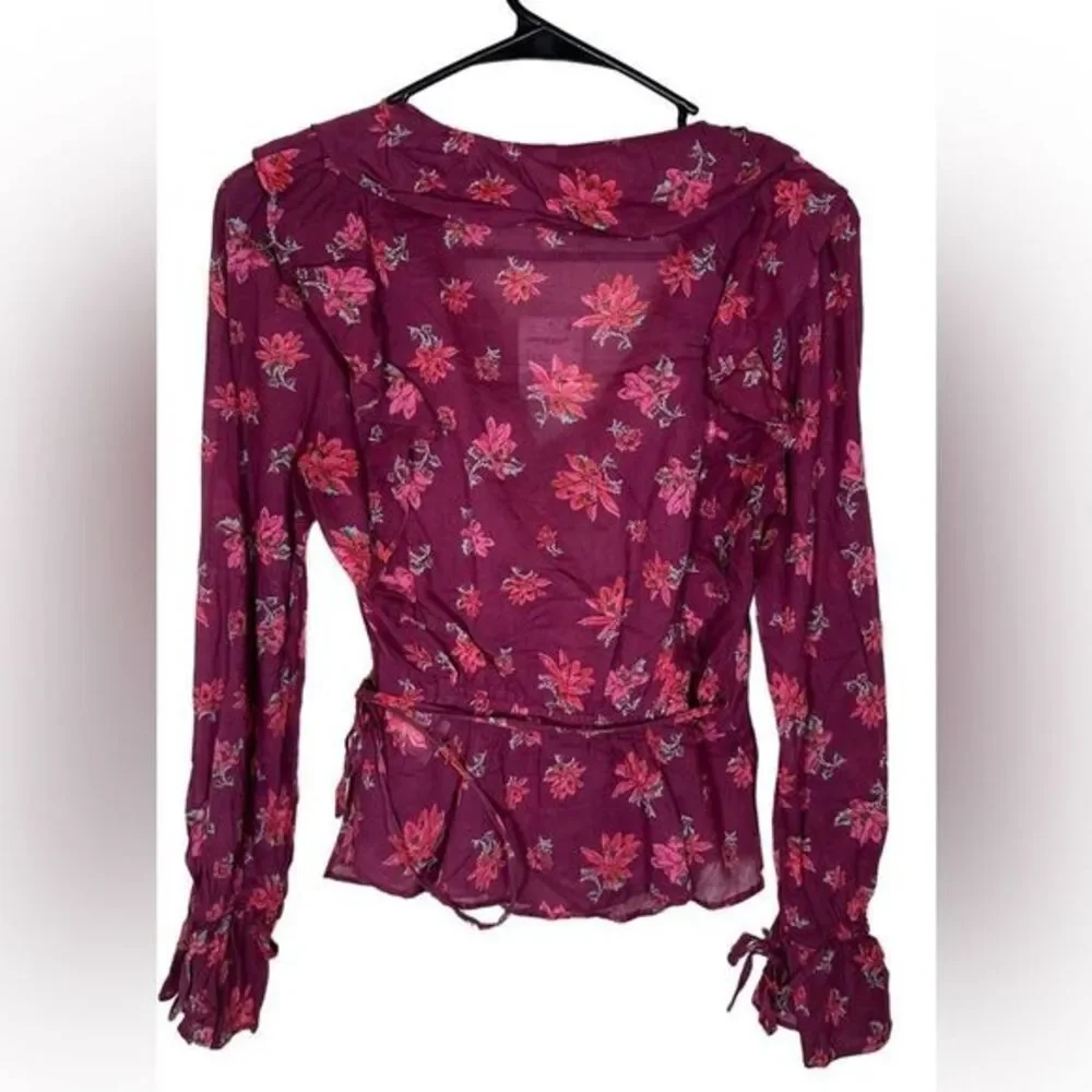 Free‎ People Women's Blouse Size XS Amanda Cotton Floral Ruffle Wrap Top NWT